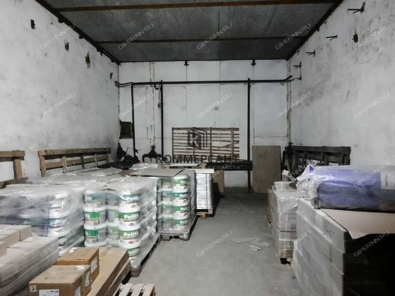 здание под офис, торговую площадь на улице Героя Шапошникова