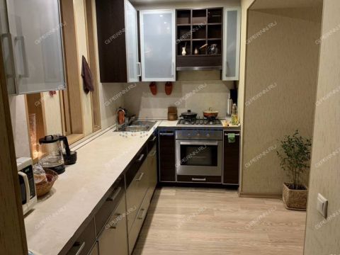 3-komnatnaya-ul-rodionova-d-189-24 фото