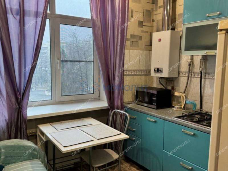 однокомнатная квартира на площади Максима Горького дом 2