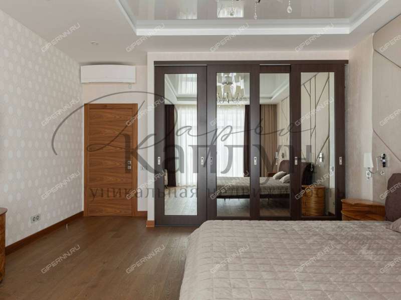 четырёхкомнатная квартира на улице Максима Горького дом 77