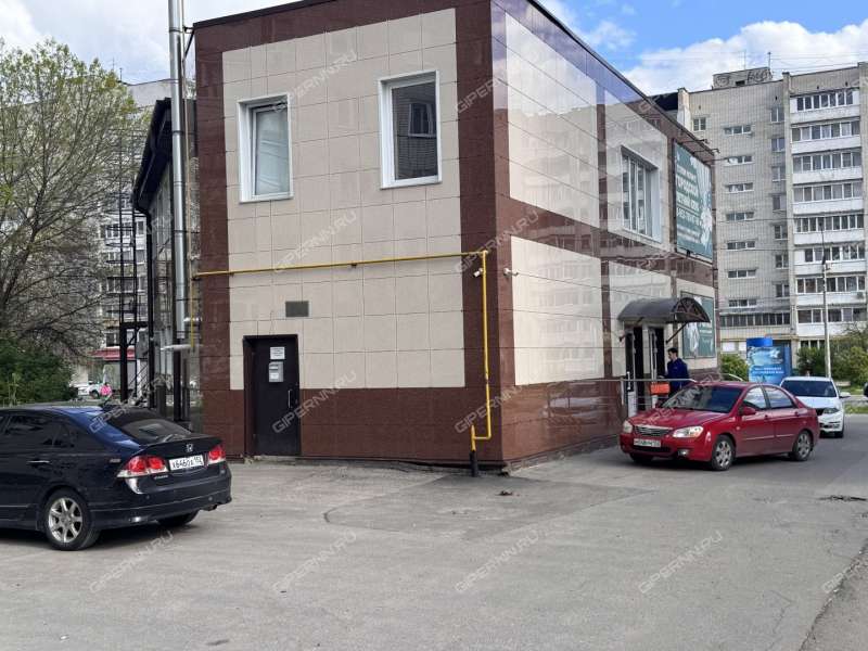 помещение под торговую площадь на улице Петрищева город Дзержинск