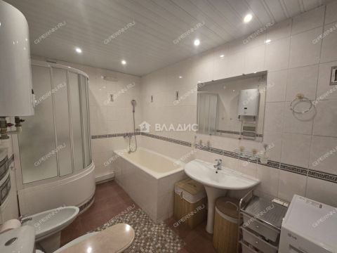 2-komnatnaya-ul-gordeevskaya-d-2b фото