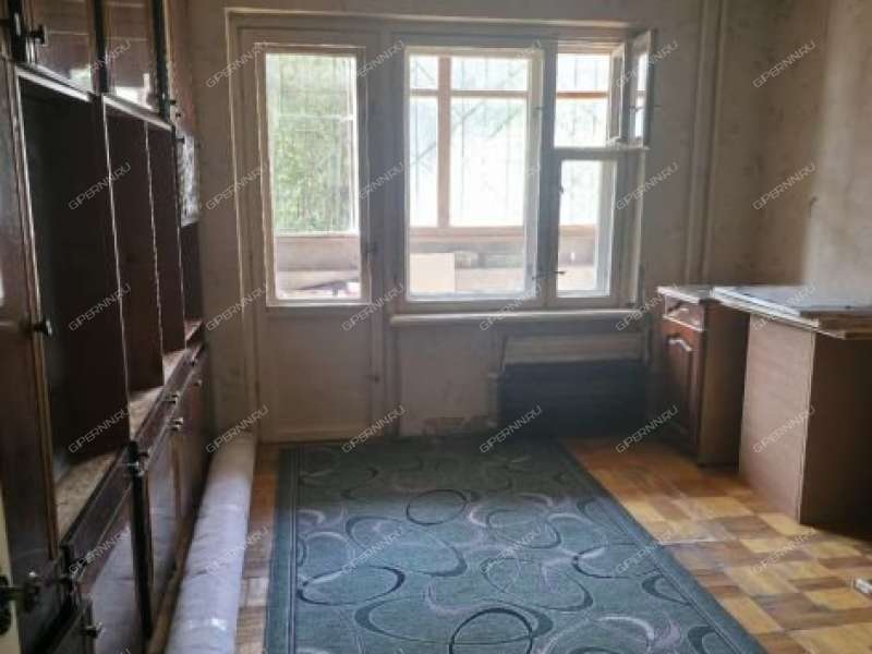 трёхкомнатная квартира на Космической улице дом 57