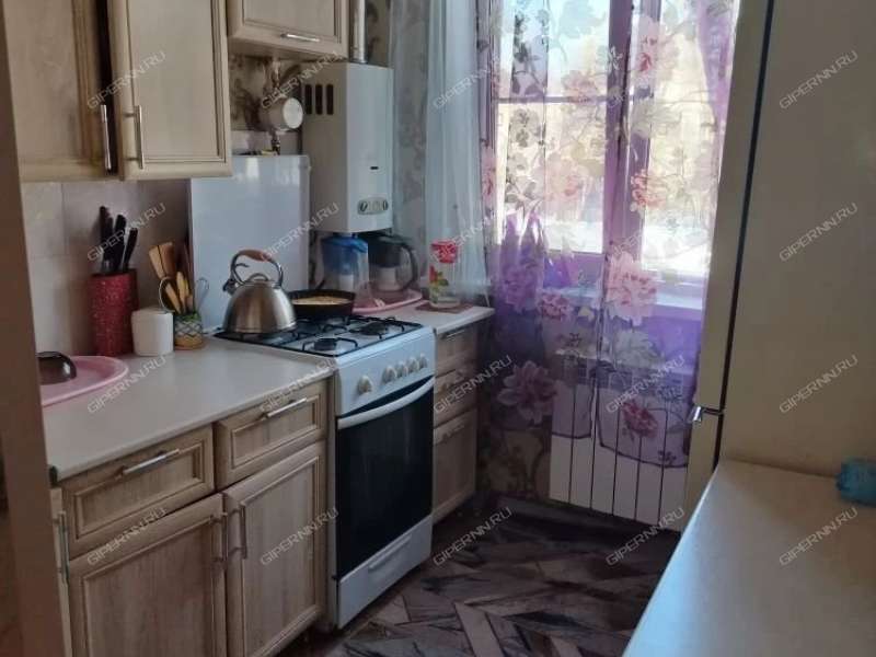 двухкомнатная квартира на проспекте Бусыгина дом 22