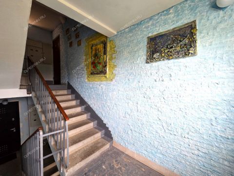 3-komnatnaya-ul-yablonevaya-d-14a фото