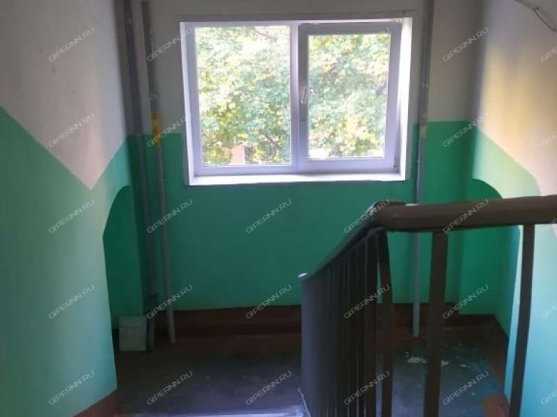 комната в доме 28 на Молодёжном проспекте