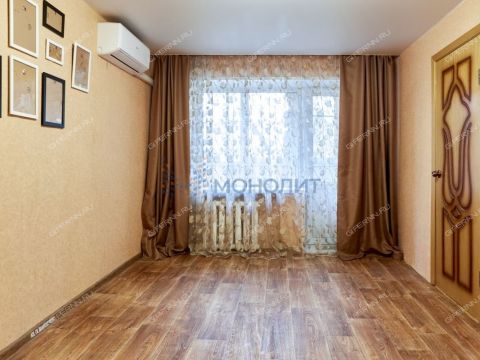 3-komnatnaya-ul-svetlogorskaya-d-2b фото