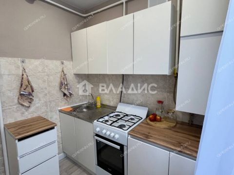 2-komnatnaya-prosp-gagarina-d-18 фото