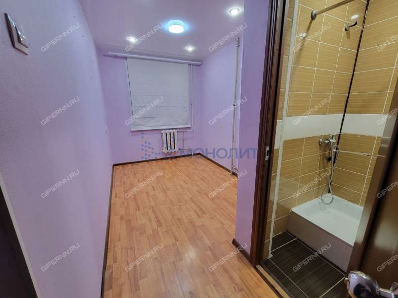 помещение под офис, недвижимость под салоны красоты на улице Героя Попова