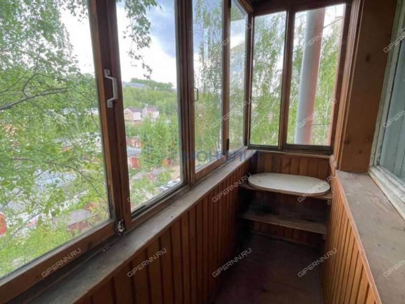 комната в доме 102 на проспекте Гагарина