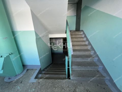 3-komnatnaya-ul-sergeya-esenina-d-19 фото