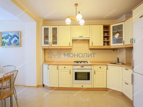 2-komnatnaya-ul-rodionova-d-193-k2 фото