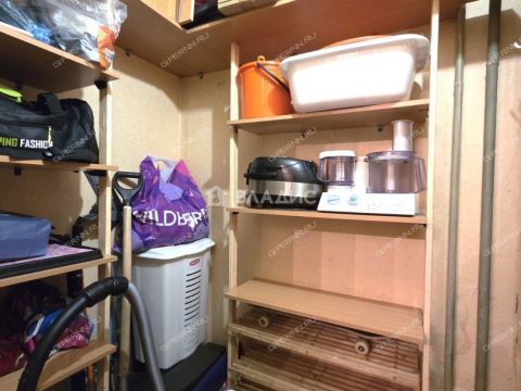 3-komnatnaya-ul-verhnepecherskaya-d-9 фото