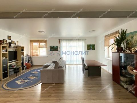 dom-rabochiy-poselok-reshetiha-volodarskiy-rayon фото