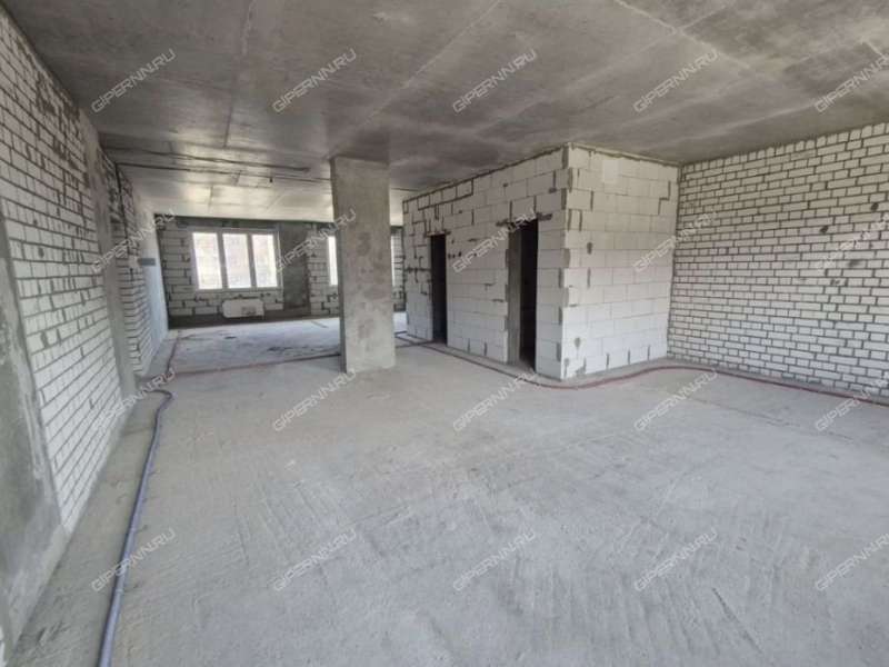 трёхкомнатная квартира на Большей Печёрской улице дом 89