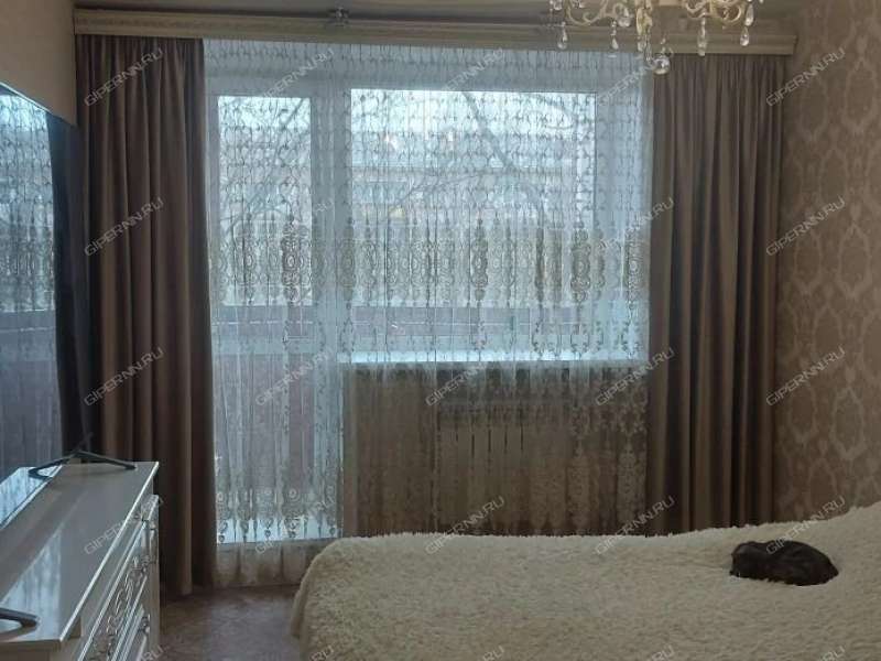 трёхкомнатная квартира на проспекте Кирова дом 33а