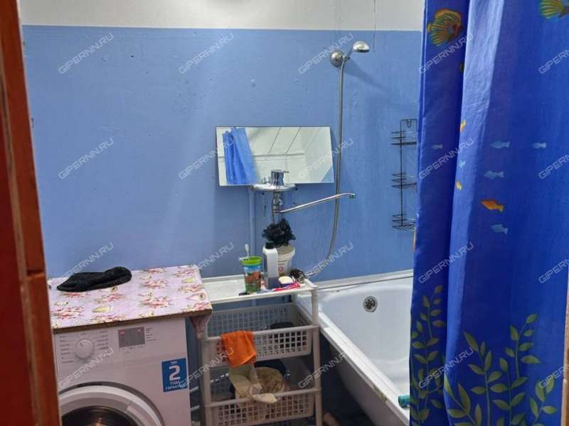 четырёхкомнатная квартира на Волжской набережной дом 9