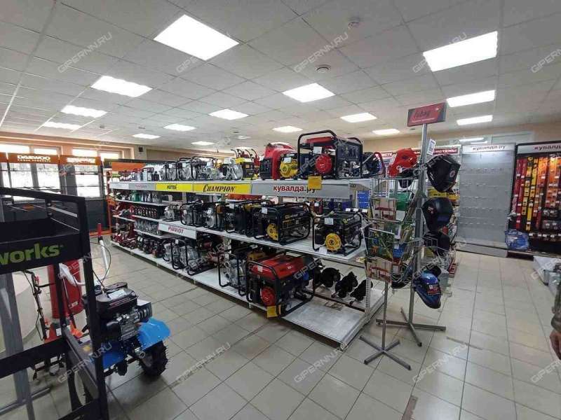 помещение под склад на Жиркомбината ш, д.8а