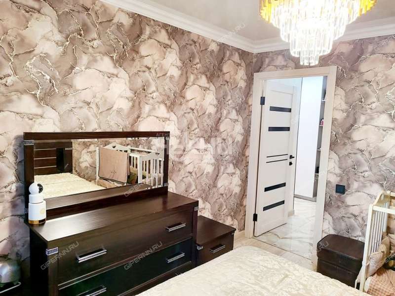 трёхкомнатная квартира на улице Октябрьской Революции дом 40