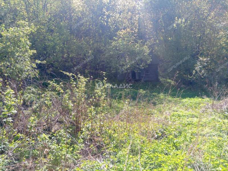 земельный участок 10 соток Садовая улица село Безводное