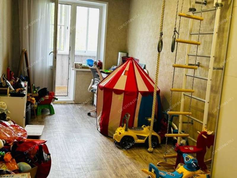 трёхкомнатная квартира на улице Мельникова дом 10