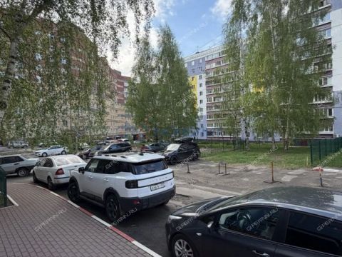 1-komnatnaya-ul-verhnepecherskaya-d-7-k1 фото