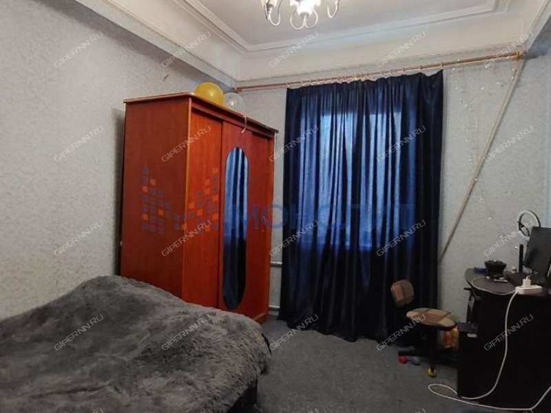 трёхкомнатная квартира на улице 50-летия Победы дом 32