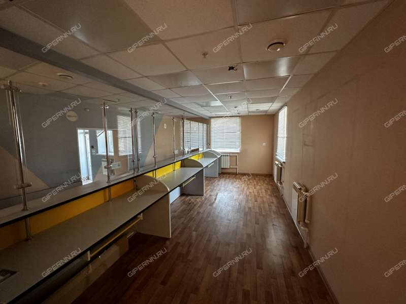 помещение под торговую площадь на улице Чаадаева