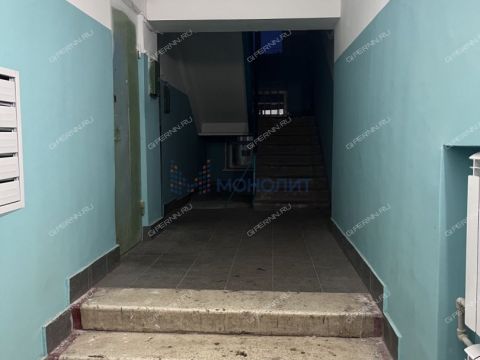 1-komnatnaya-ul-snezhnaya-d-35-k1 фото