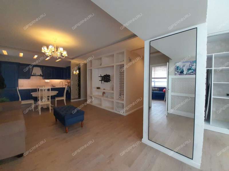 трёхкомнатная квартира на улице Родионова дом 193 к7