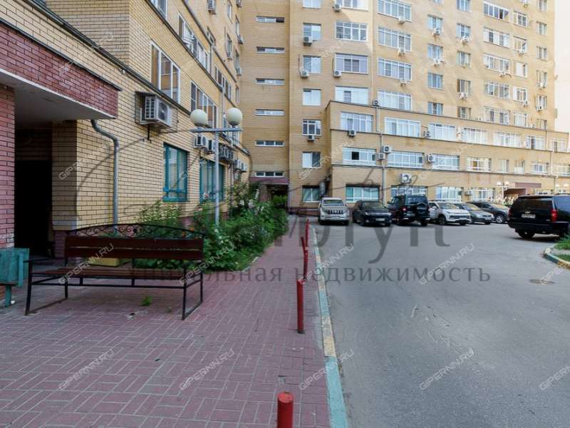 трёхкомнатная квартира на улице Коминтерна дом 139