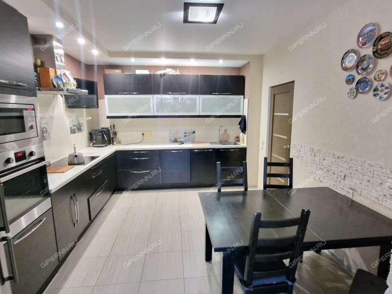 трёхкомнатная квартира на Полевой улице дом 8 город Кстово