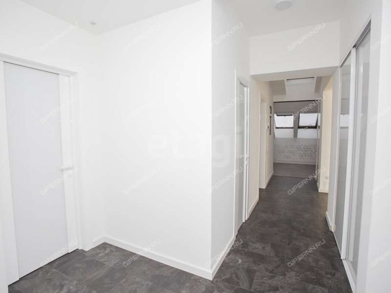 трёхкомнатная квартира на улице Минина дом 29