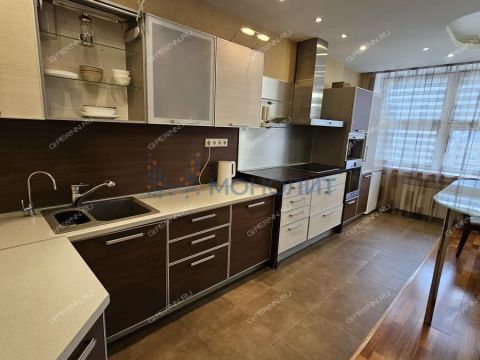 4-komnatnaya-ul-vaneeva-d-25-88 фото