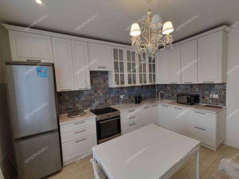 трёхкомнатная квартира на Лысогорской улице дом 89 к2