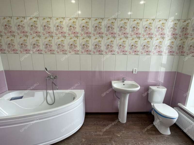 таунхаус на Николая Коломойца город Бор