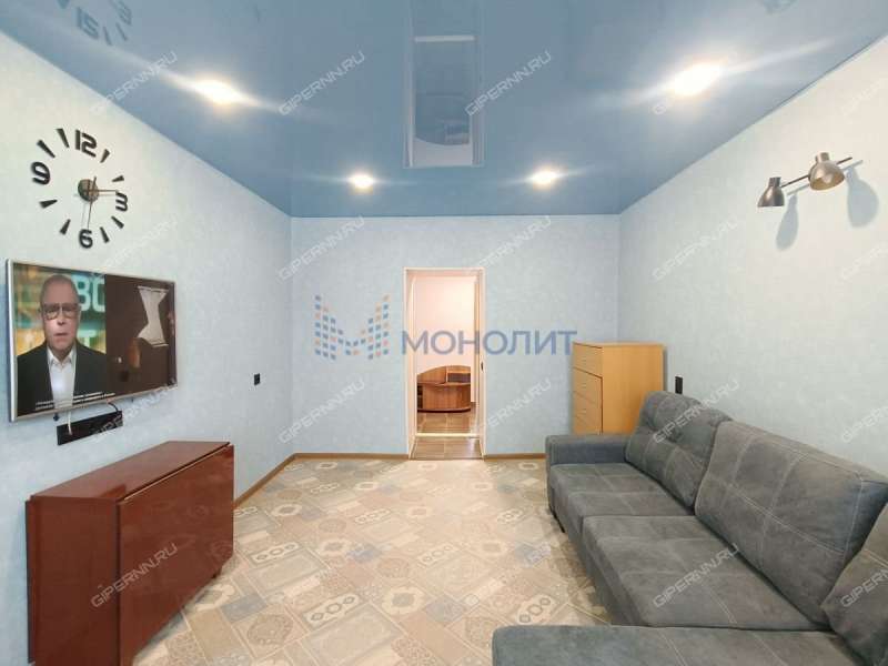 трёхкомнатная квартира на улице Магистральная дом 309