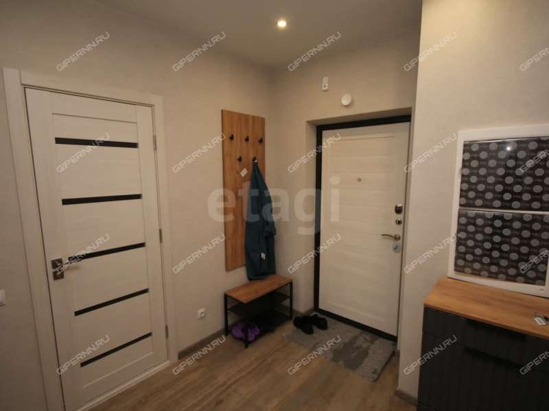 однокомнатная квартира на улице Александра Хохлова дом 7