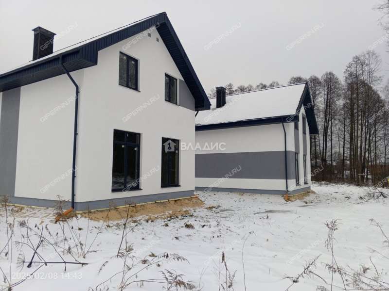 дом на  деревня Ройка