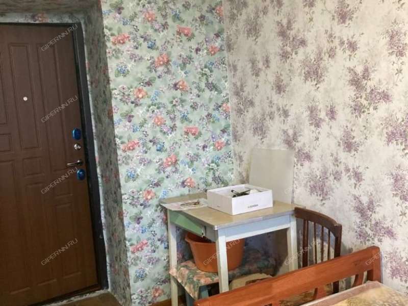 комната в доме 3 на улице Страж Революции