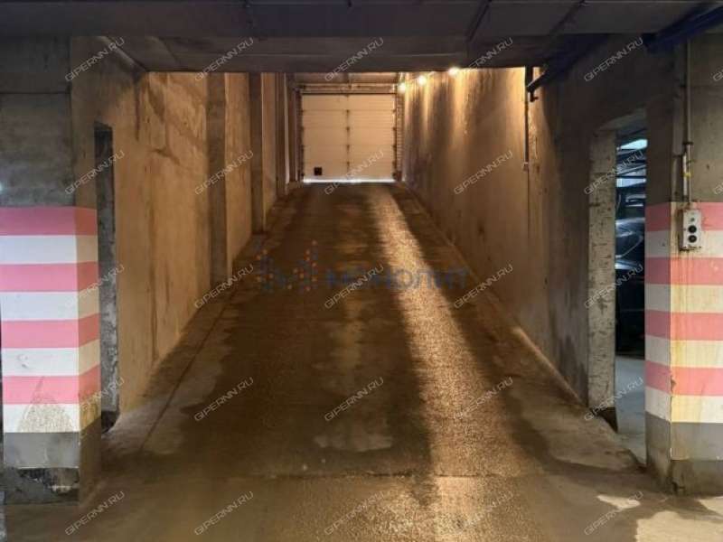 гараж на улице Бориса Панина