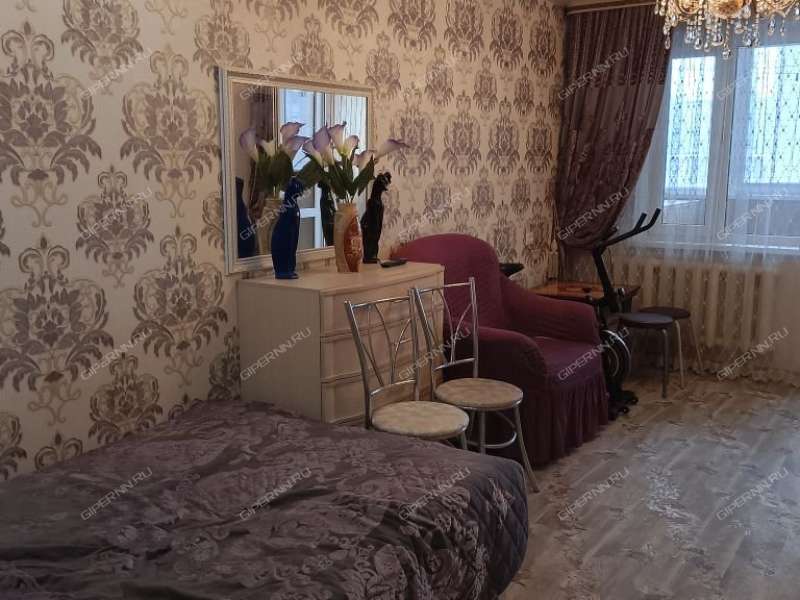 трёхкомнатная квартира на проспекте Бусыгина дом 56