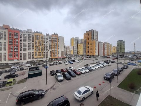 1-komnatnaya-ul-romantikov-d-3 фото