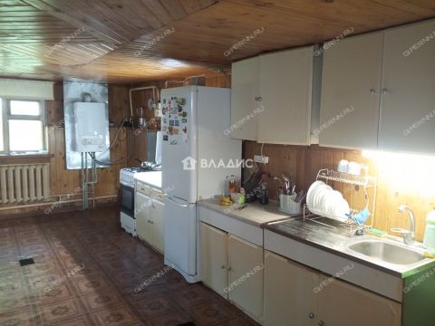 dom-rabochiy-poselok-krasnye-baki-krasnobakovskiy-rayon фото