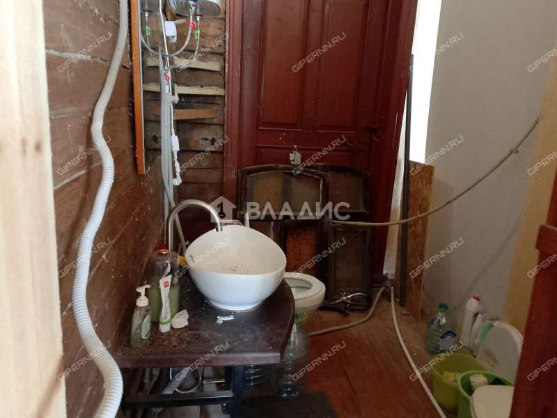 дом на улице Сутырина посёлок Ленинская Слобода