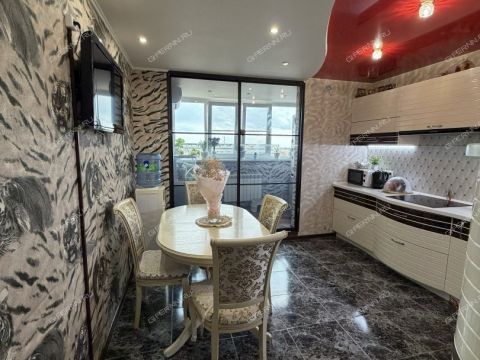 3-komnatnaya-mkr-shherbinki-1-y-d-13-k2 фото