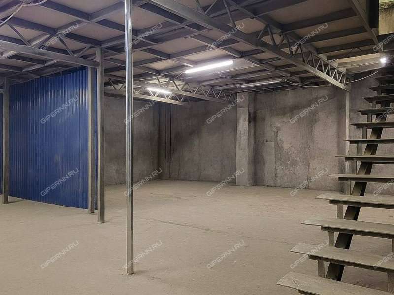 помещение под производственную площадь на улице Коминтерна