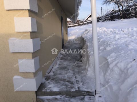 dom-poselok-pamyat-parizhskoy-kommuny-gorodskoy-okrug-bor фото