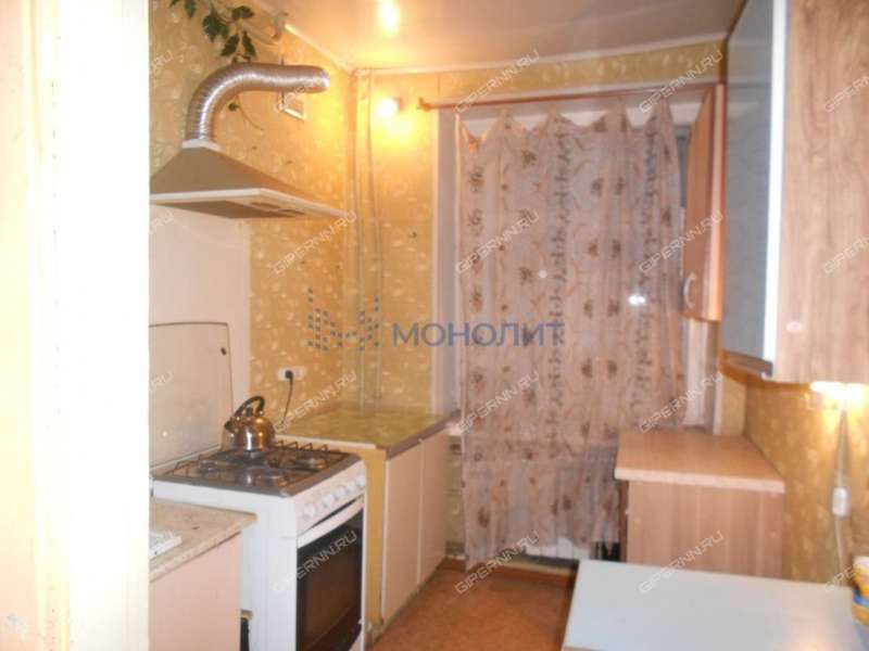 комната в доме 7/5 на улице Страж Революции