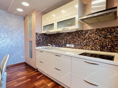 4-komnatnaya-ul-proletarskaya-d-5 фото